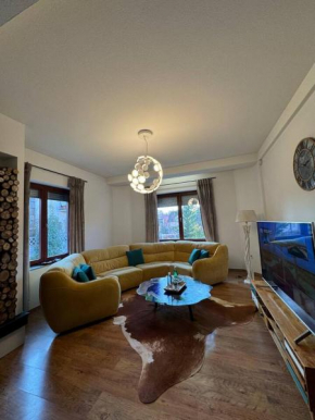 De Luxe Villa